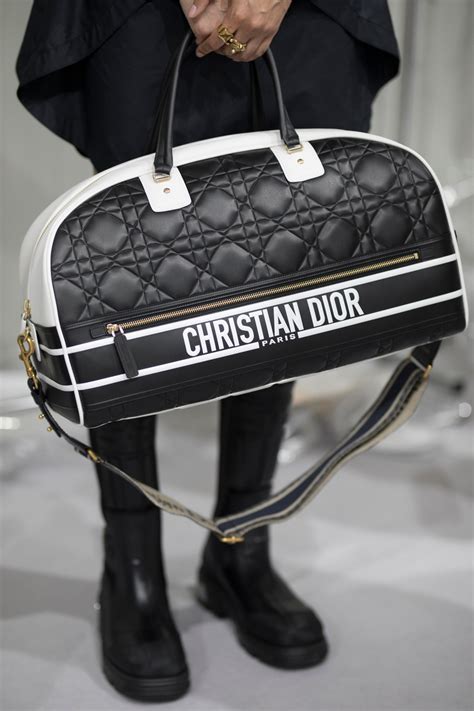 los bolsos dior.